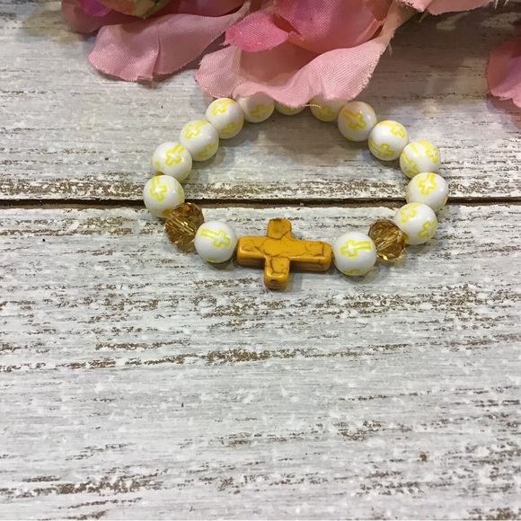 3/$14..00 Yellow Cross Bracelet - Picture 1 of 1
